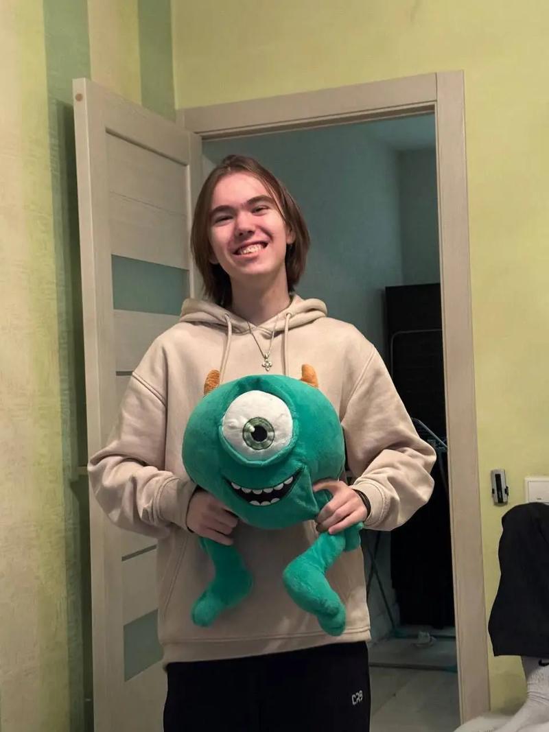 LPL知名解说米勒评LPL战队新阵容：B+队伍iG、OMG、V5